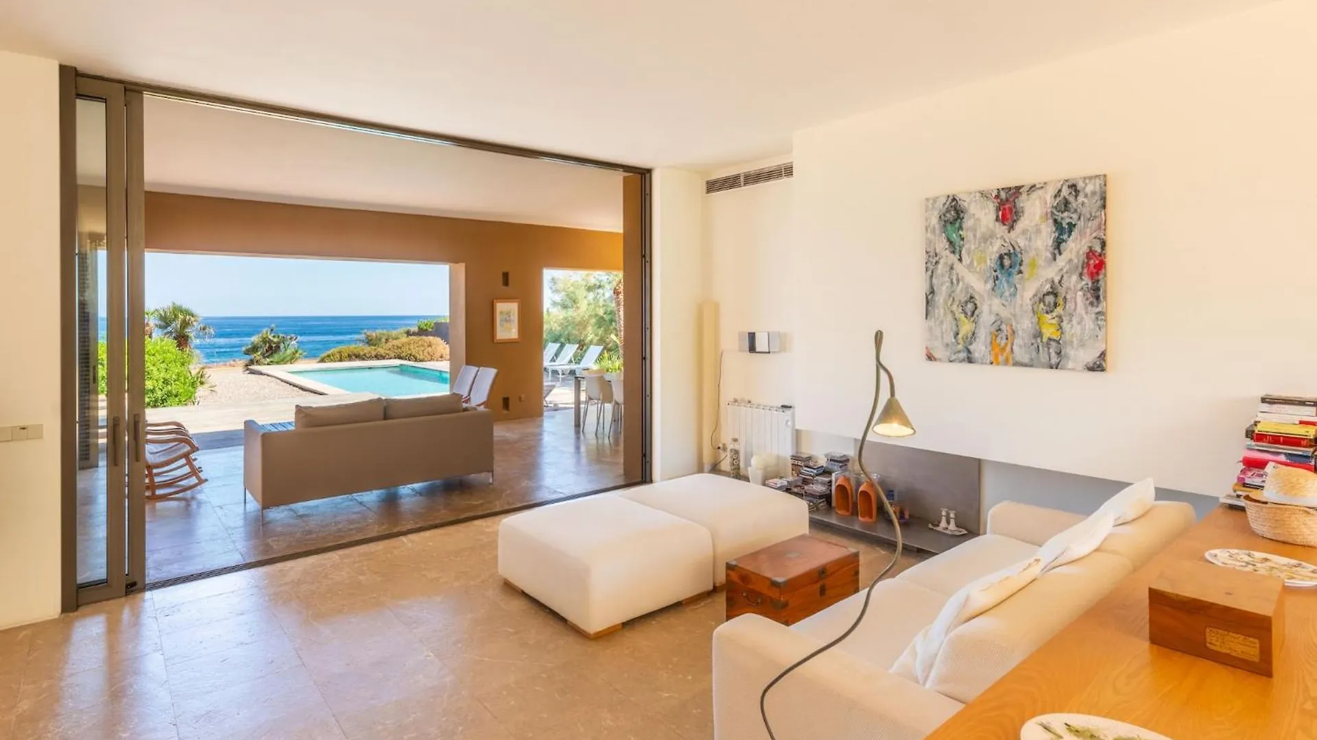 Modern Holiday Home With Pool Artá İspanya